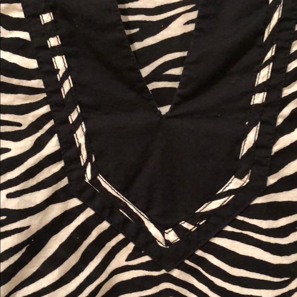 Micheal Kors Zebra Tunic -or- Coverup - Medium - Picture 4 of 7